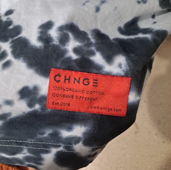 Graphic Tiedye Tshirt Dress - Picture 5 of 7